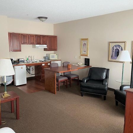River Hills Hotel- Mankato Kültér fotó