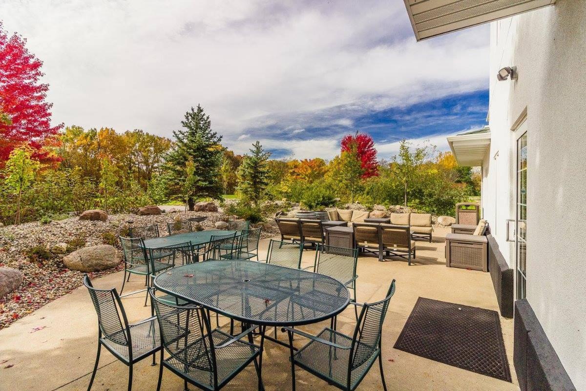 River Hills Hotel- Mankato Kültér fotó